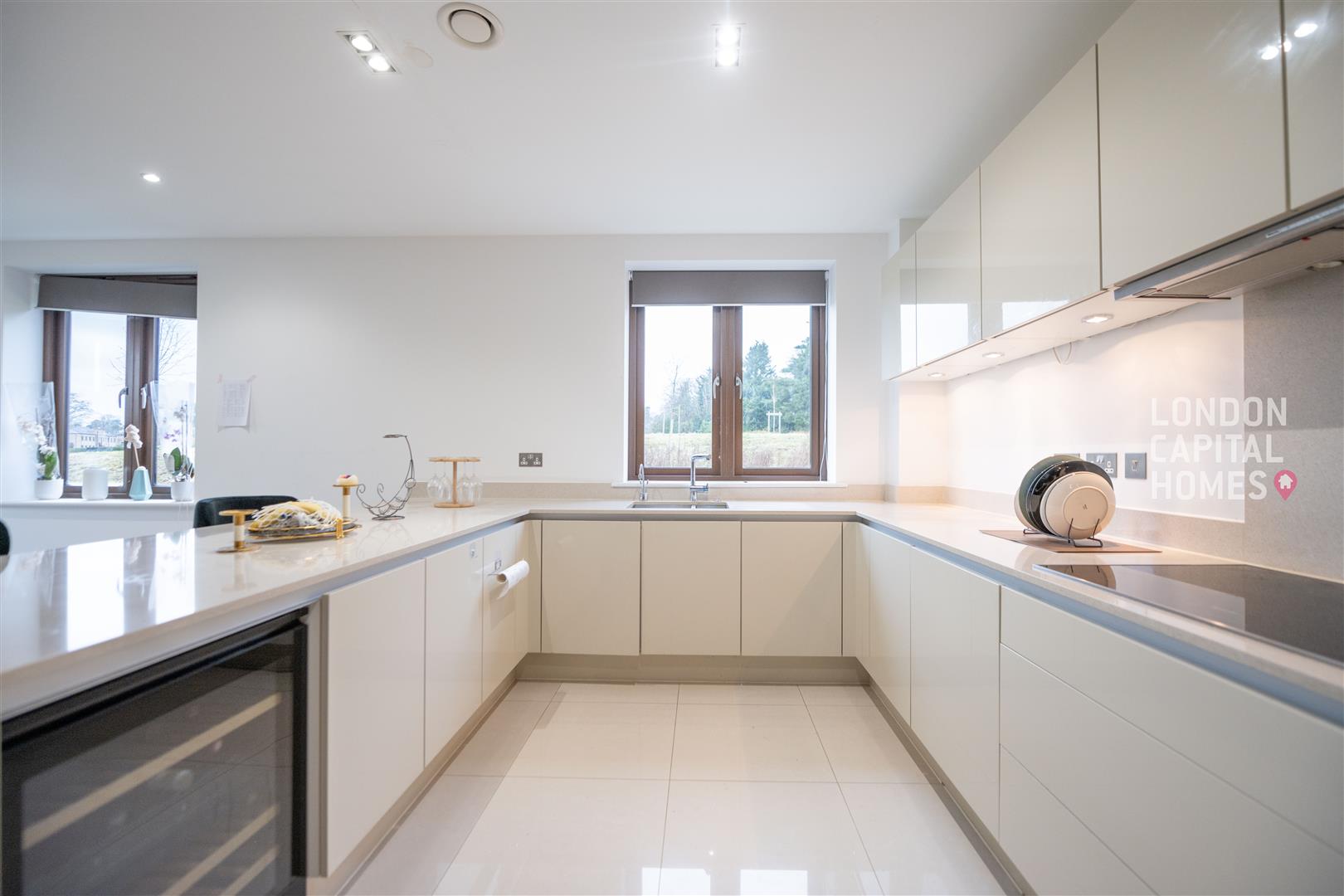 Duchess Crescent, Stanmore